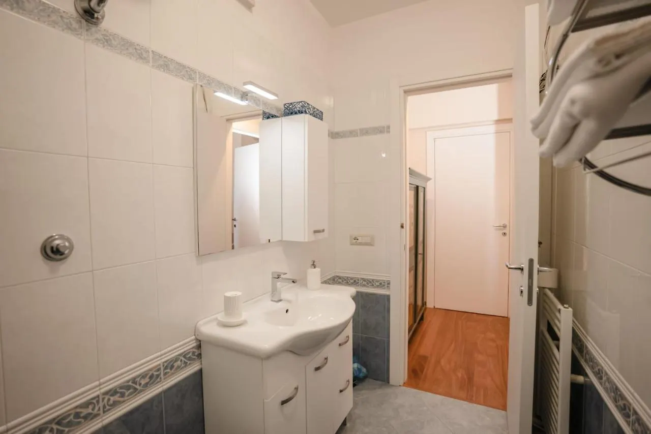 B&B Villa Maria Di Venere Bari 0*,  Italy